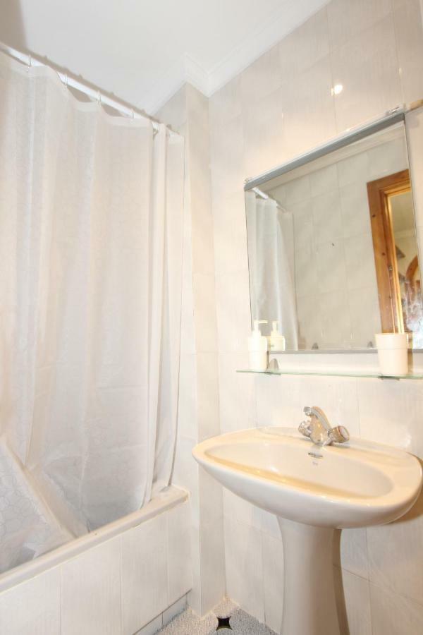 Apartamento ViviendaVelarde Málaga Exterior foto